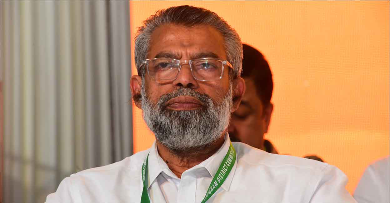 തിരൂർ ജില്ലാ യാഥാർത്ഥ്യമാക്കണം,കുറുക്കോളി മൊയ്തീൻ എംഎൽഎ 